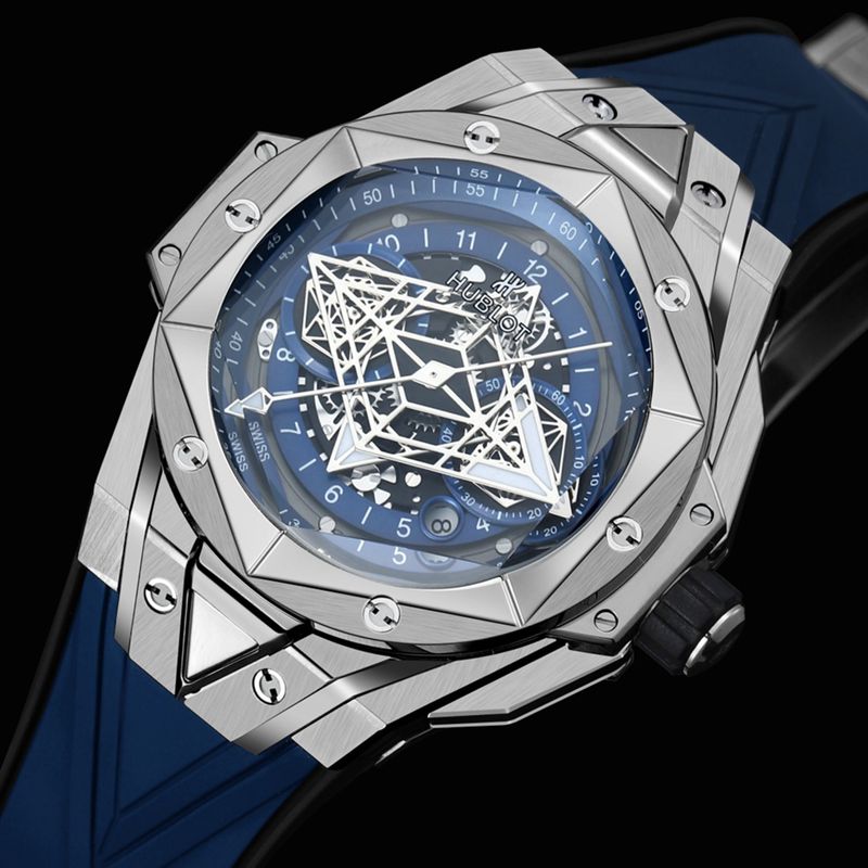 Hublot宇舶高仿手表全新BigBangSangBleuII刺青男士机械腕表