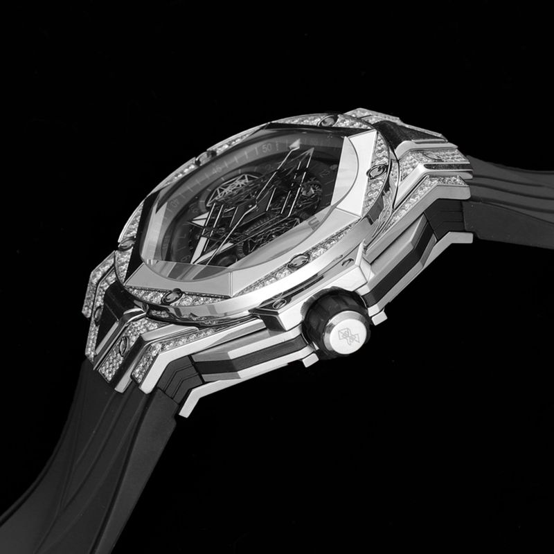 Hublot宇舶高仿手表全新BigBangSangBleuII刺青男士机械腕表