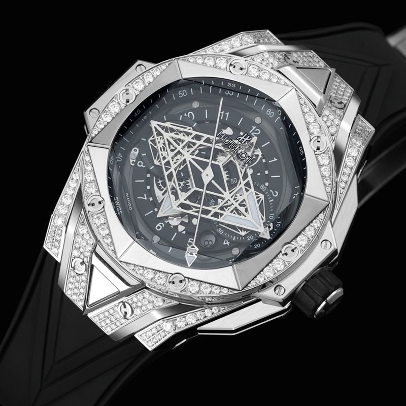 Hublot宇舶高仿手表全新BigBangSangBleuII刺青男士机械腕表